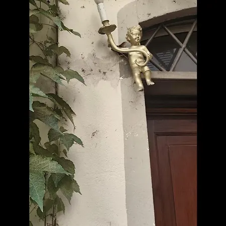 Dietro Al Sipario